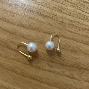 U Shape 18k Gold Pearl Earrings